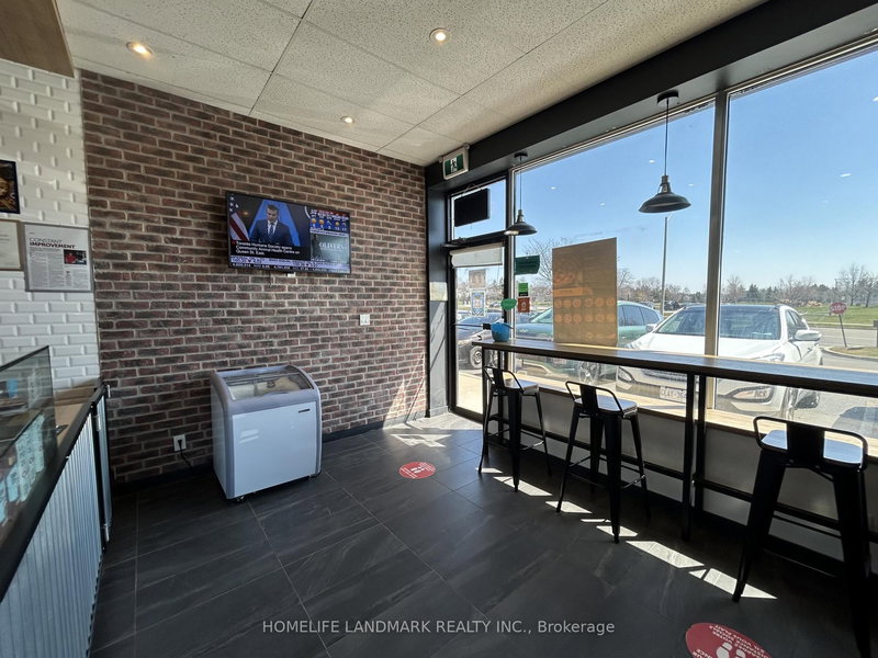 5 - 575 River Glen Blvd, Oakville, L6H 6X6 | Image 2