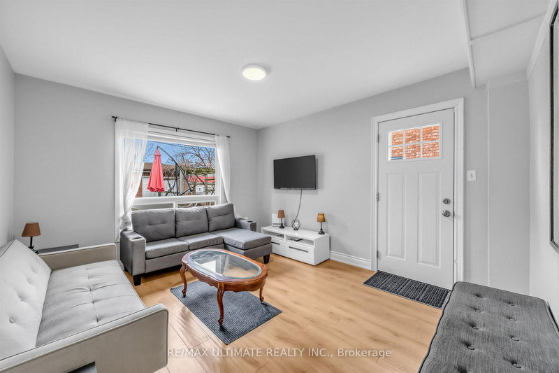 57 Shanly St, Toronto, M6H 1S4 | Image 2