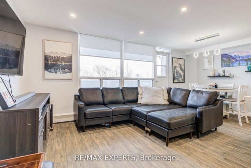 406 - 3390 Weston Rd, Toronto, M9M 2X3 | Image 2
