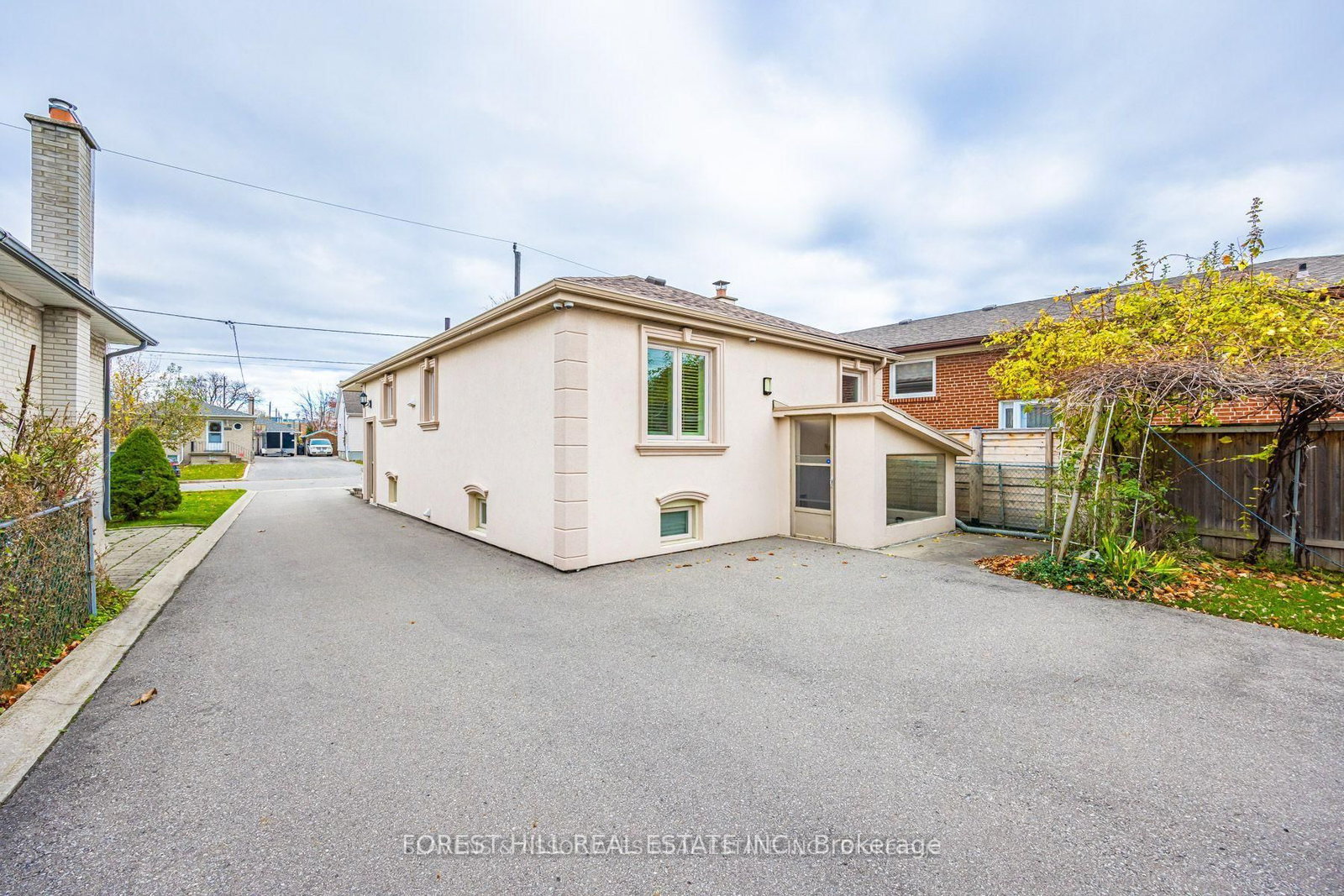 Detached House for lease at Main Flr-159 Spalding Road, Toronto, Ontario, M3K 1K3 - Downsview-Roding-CFB - MLS: W12969800