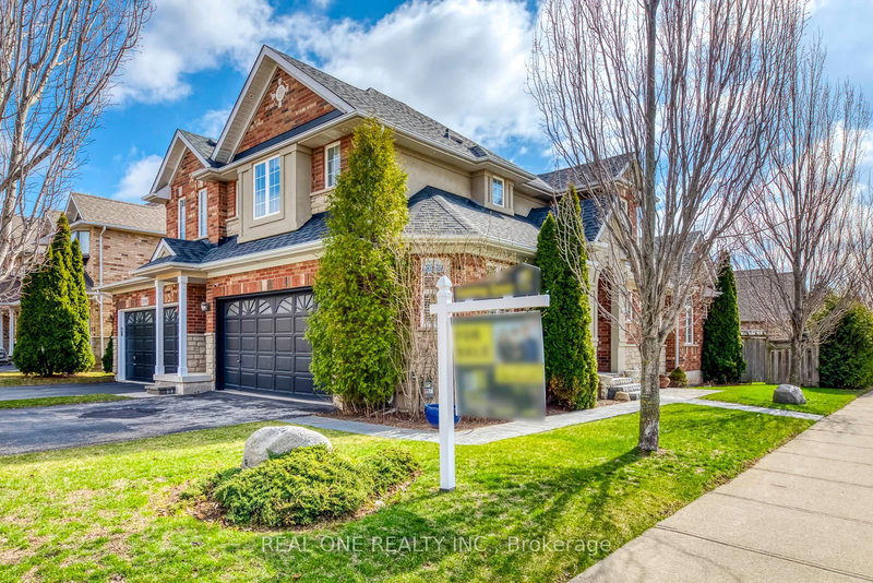 2363 Parkglen Ave, Oakville, L6M 4Y4 | Image 2
