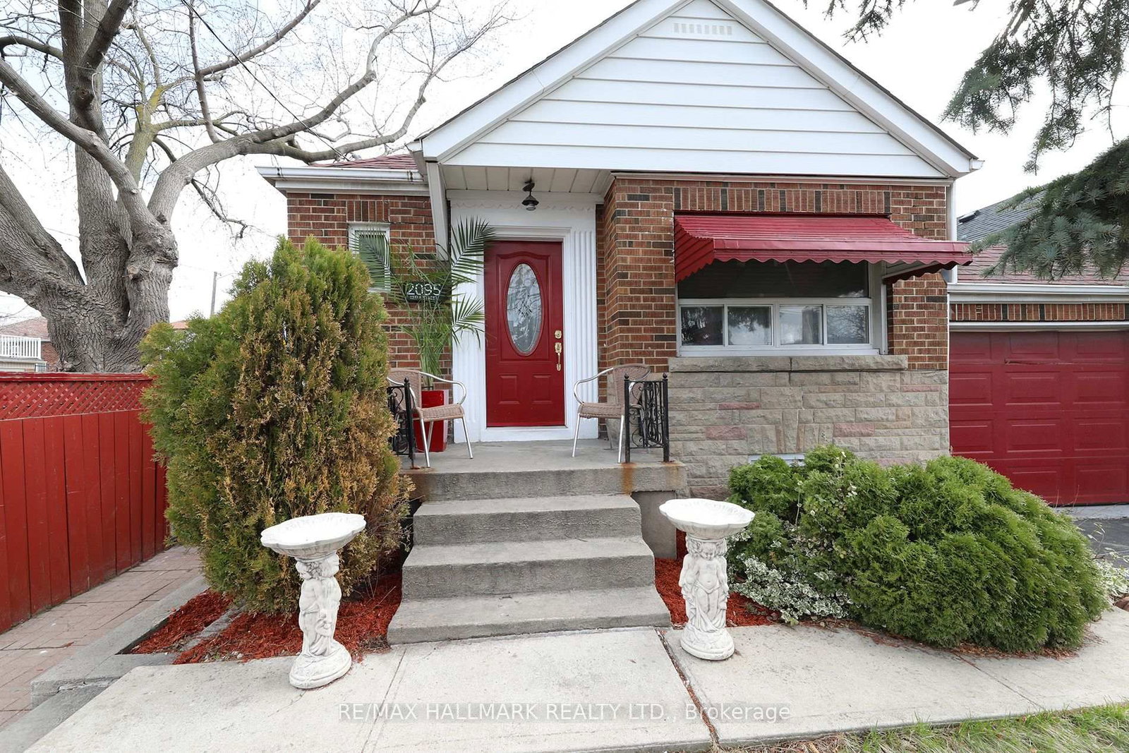 Detached House for sale at 2095 Keele Street, Toronto, Ontario, M6M 3Y8 - Beechborough-Greenbrook - MLS: W12969892