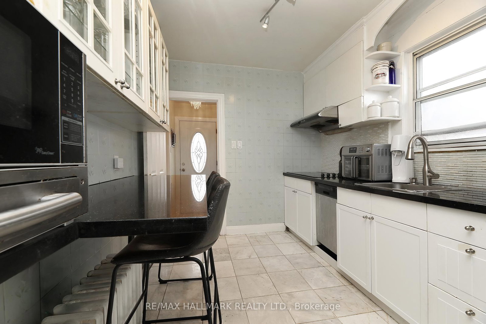 Detached House for sale at 2095 Keele Street, Toronto, Ontario, M6M 3Y8 - Beechborough-Greenbrook - MLS: W12969892