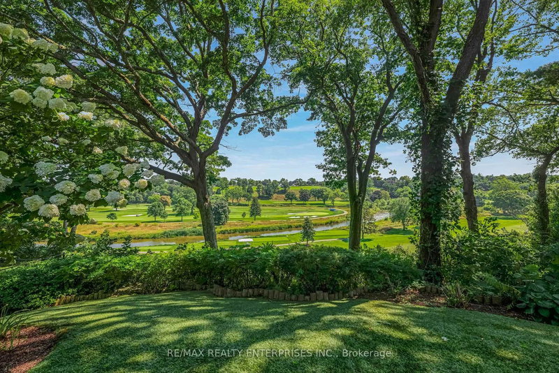 1000 Mississauga Heights Dr, Mississauga, L5C 1A6 | Image 3