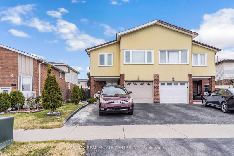 48 Horne Dr, Brampton, L6V 2V3 | Image 2