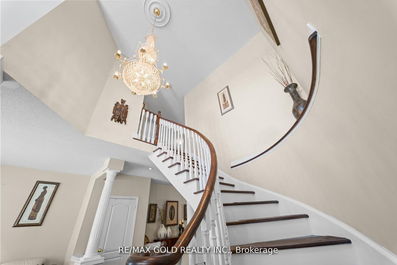 Detached House for sale at 88 Octillo Boulevard, Brampton, Ontario, L6R 2V6 - Sandringham-Wellington - MLS: W12970180