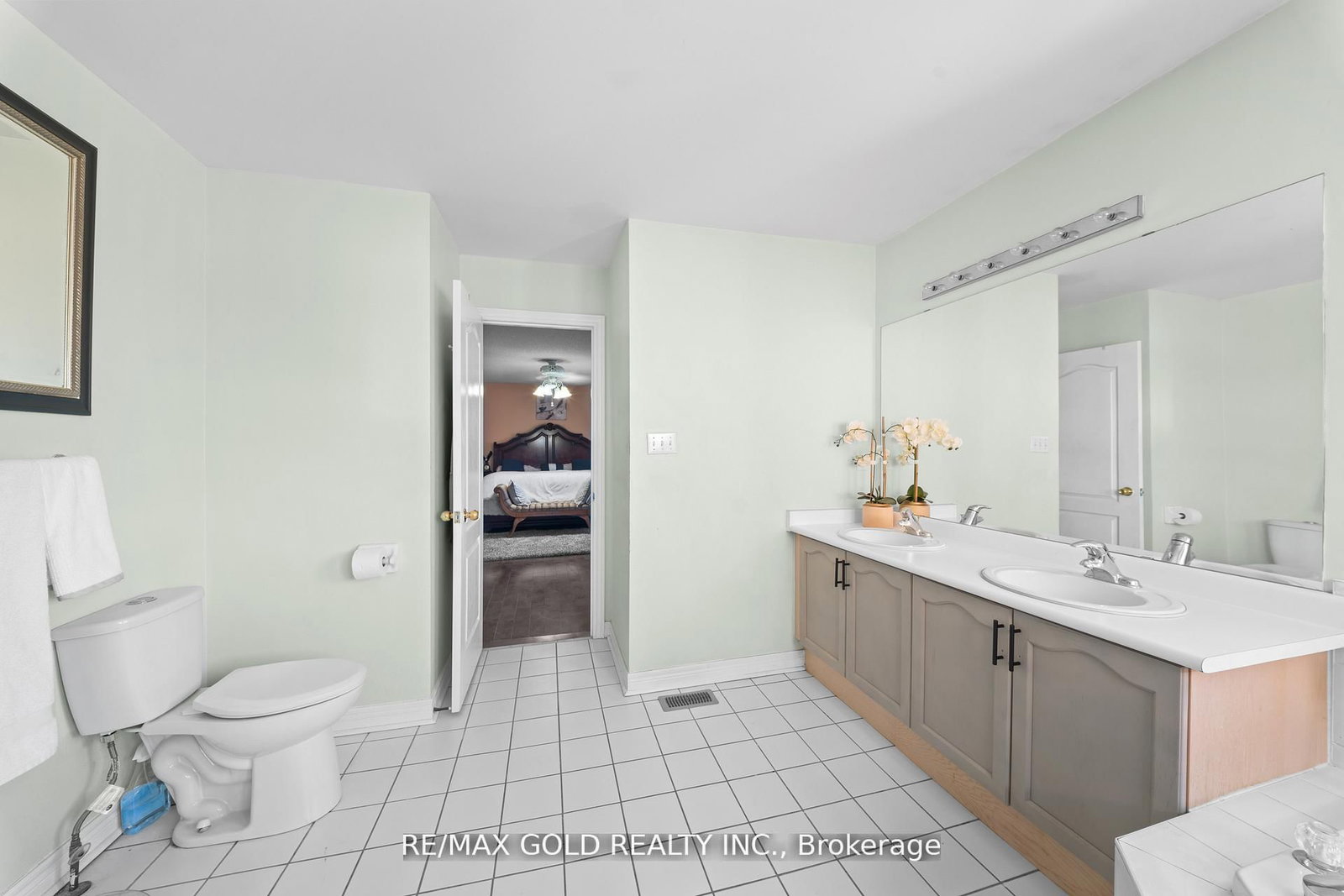 Detached House for sale at 88 Octillo Boulevard, Brampton, Ontario, L6R 2V6 - Sandringham-Wellington - MLS: W12970180