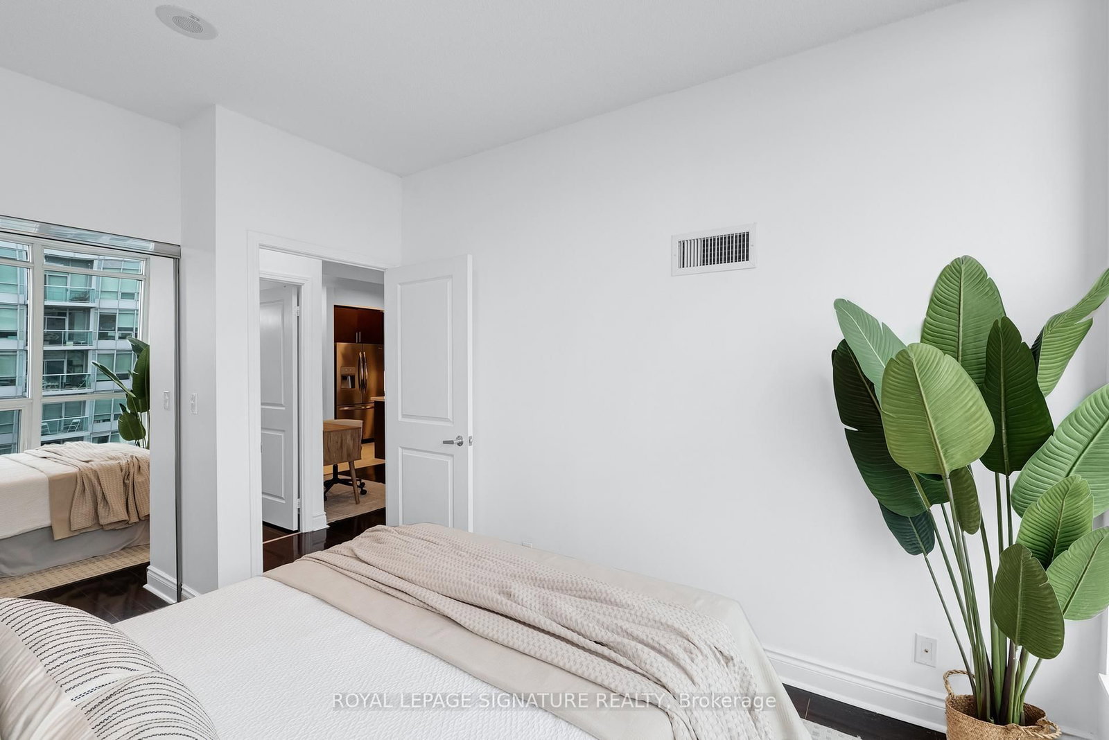 Condo for sale at LPH6-1910 Lake Shore Boulevard, Toronto, Ontario, M6S 1A2 - South Parkdale - MLS: W12970224