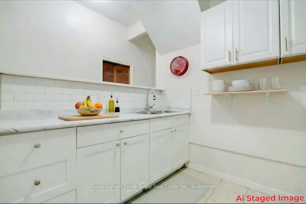 Semi-Detached House for sale at 376 Hansen Road, Brampton, Ontario, L6V 3P7 - Madoc - MLS: W12970386