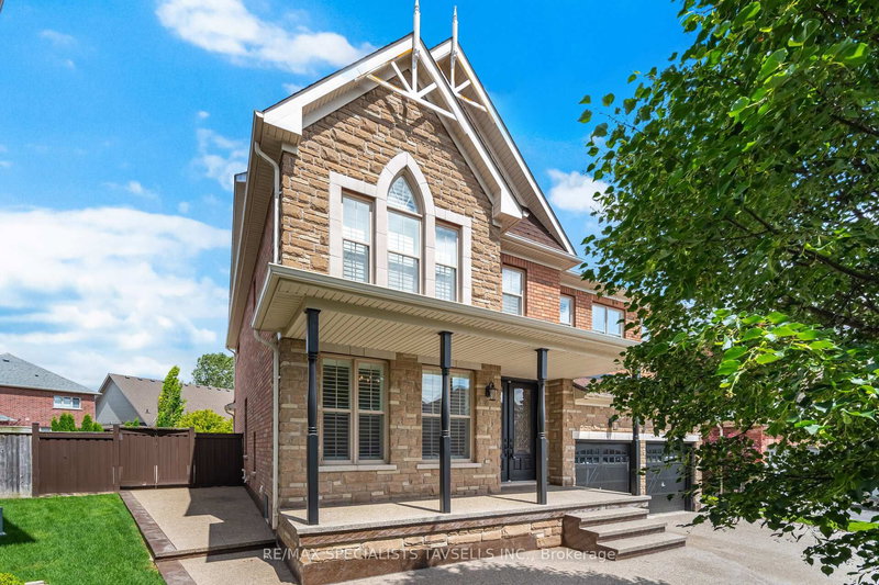 8 Mccandless Crt, Caledon, L7C 3R7 | Image 3