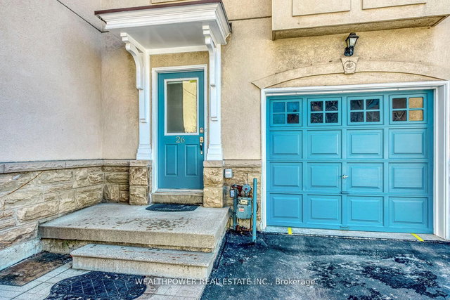 26 - 800 Dundas Street W