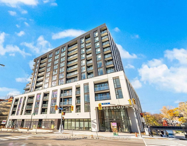 809 - 1660 Bloor Street