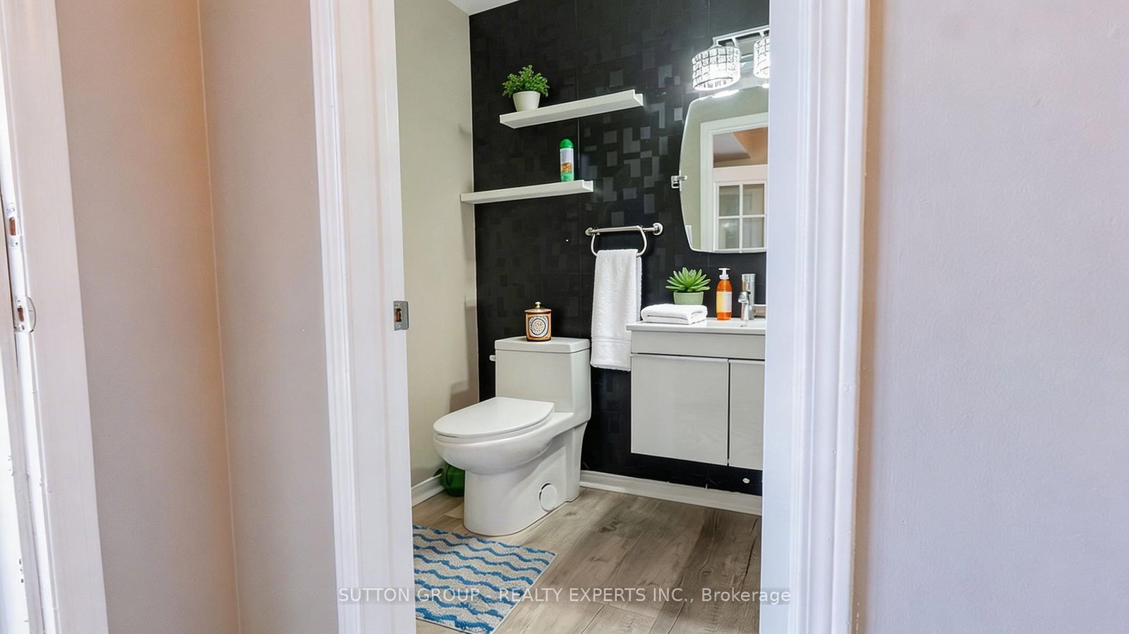 Townhouse for sale at 63 Wickstead Court, Brampton, Ontario, L6R 1N8 - Sandringham-Wellington - MLS: W12970662