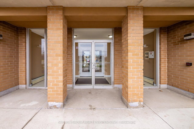 312 - 4450 Fairview Street