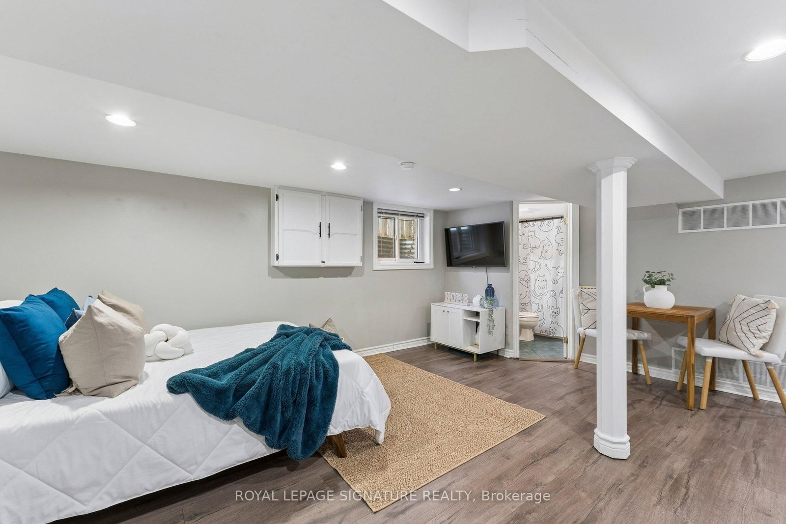 Detached House for sale at 71 English Street, Brampton, Ontario, L6X 1L5 - Brampton West - MLS: W12970810