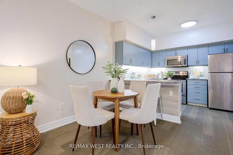 101 - 45 Sousa Mendes St, Toronto, M6P 0A7 | Image 3