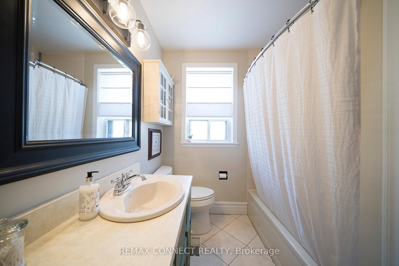 Detached House for sale at 961 Ribston Road, Mississauga, Ontario, L4Y 1B5 - Lakeview - MLS: W12970832