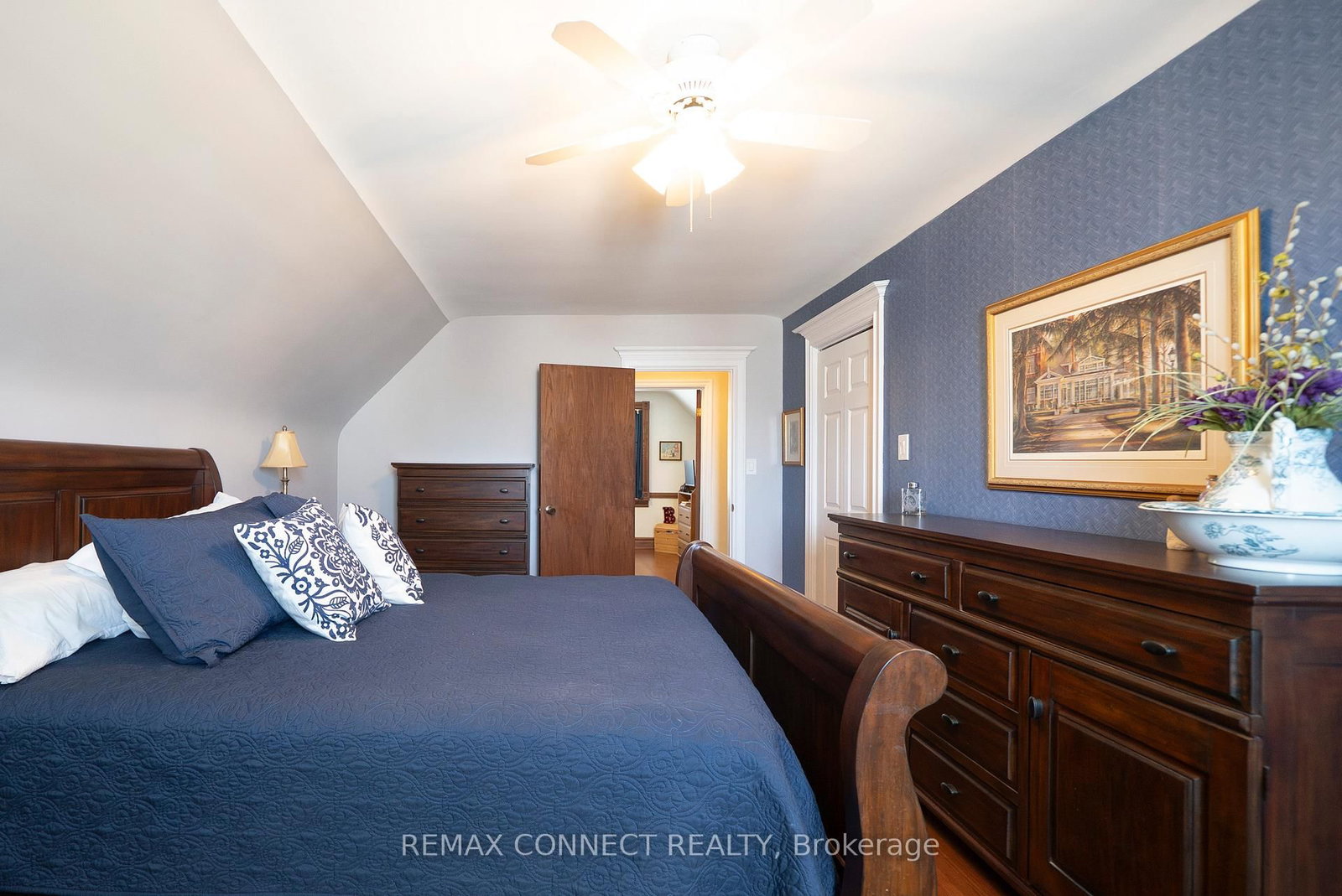 Detached House for sale at 961 Ribston Road, Mississauga, Ontario, L4Y 1B5 - Lakeview - MLS: W12970832