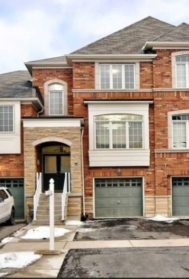 80 Lorenzo Circ, Brampton, L6R 0Z9 | Image 2