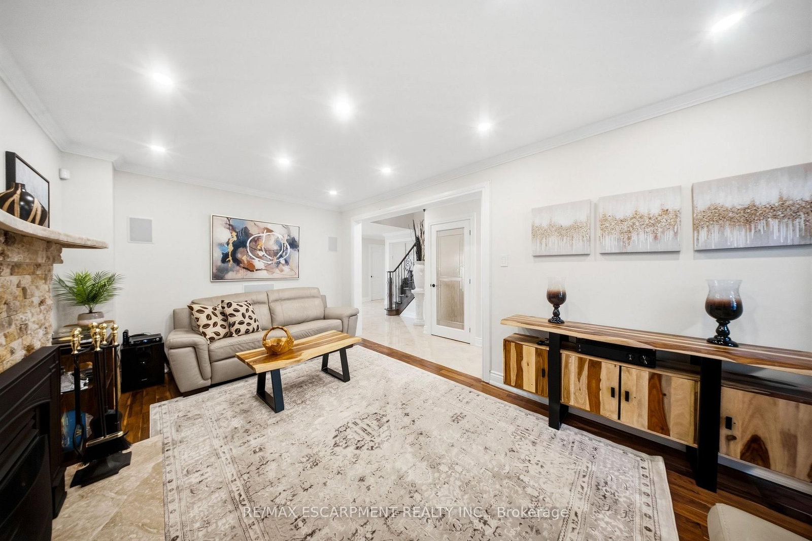 286 Winfield Terrace - Photo 8