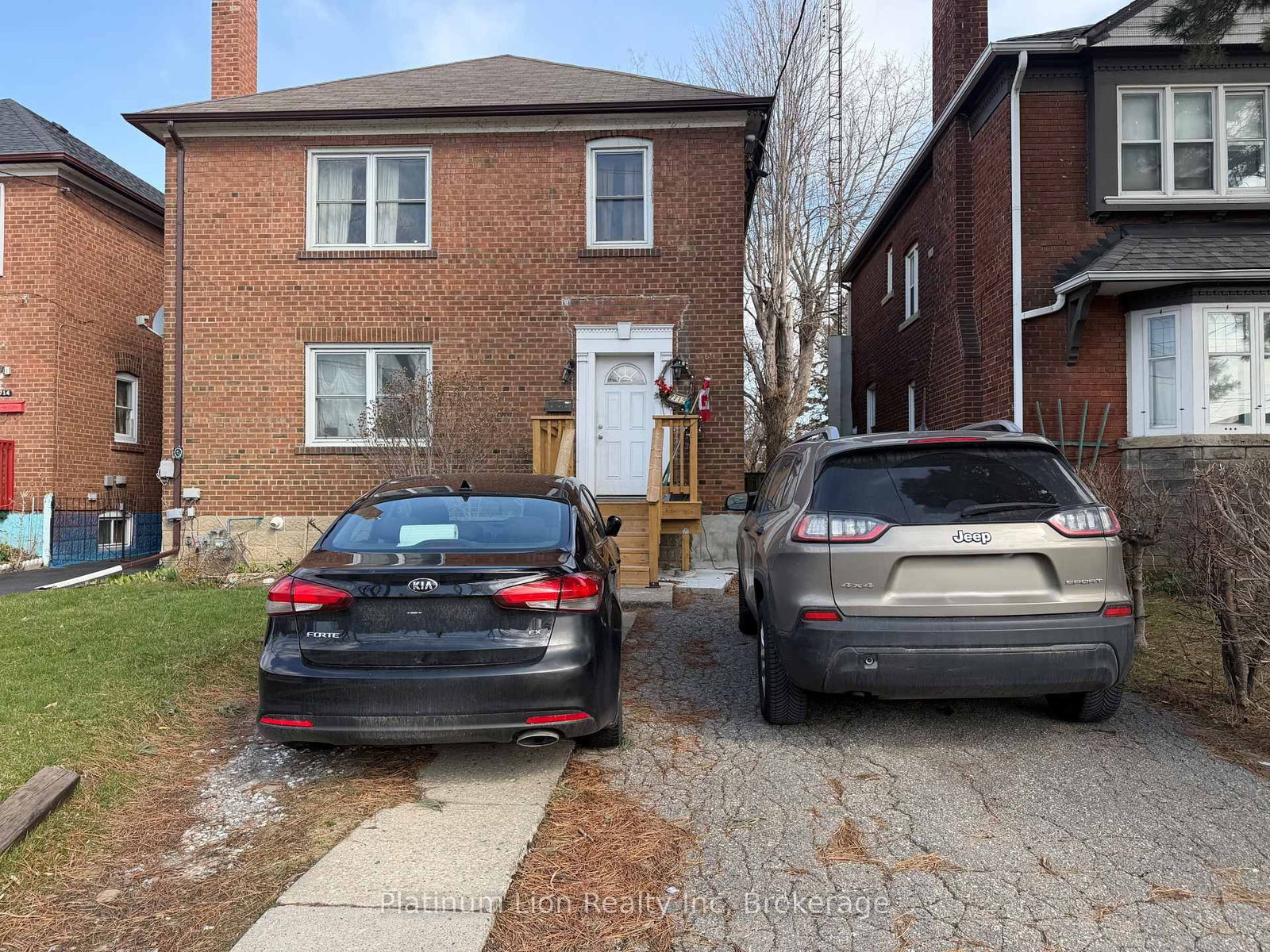 2712 Lake Shore Boulevard W, Unit Upper