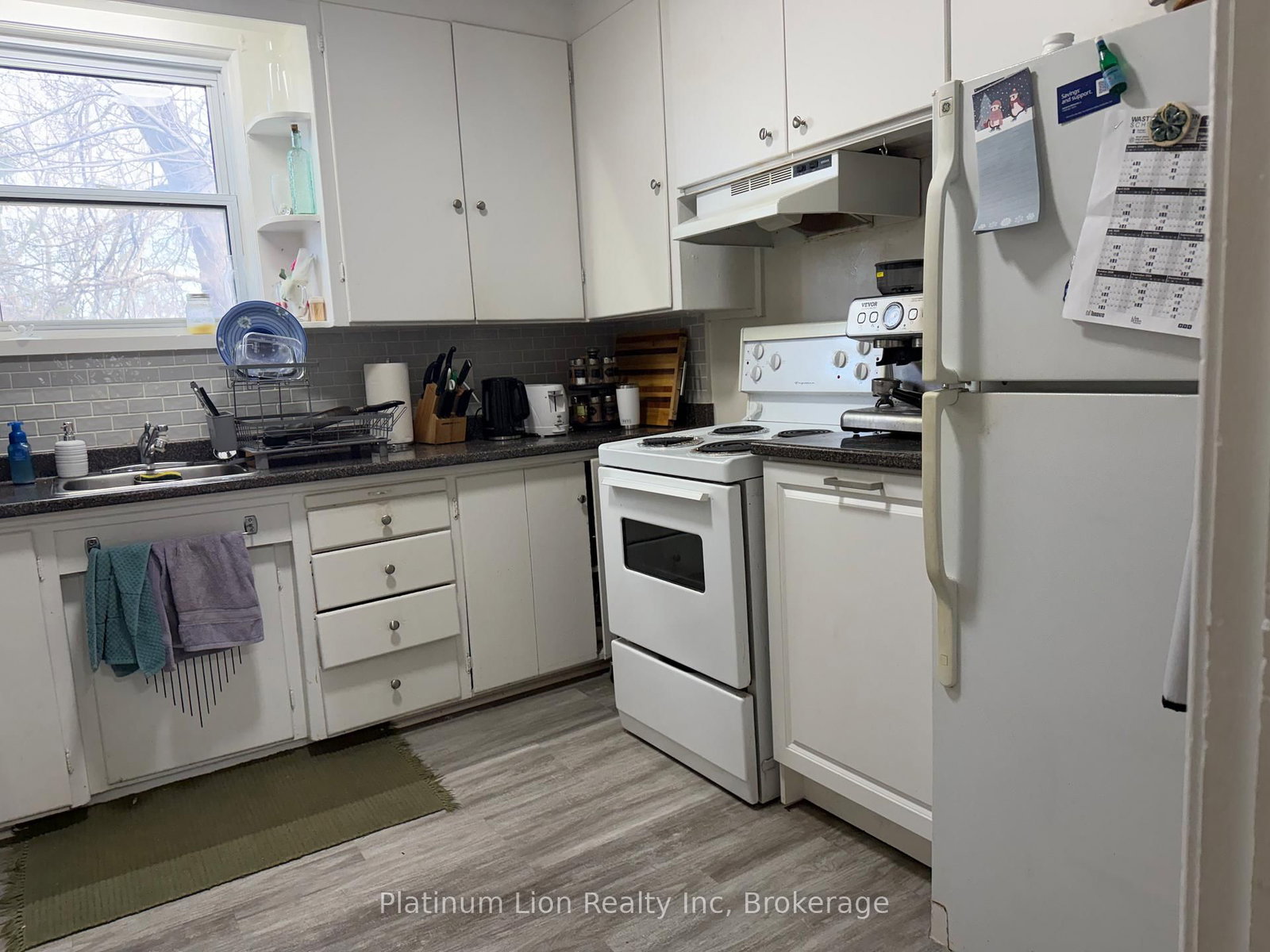 2712 Lake Shore Boulevard W, Unit Upper - Photo 14