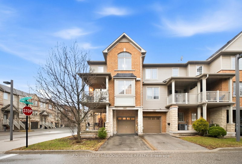 624 Maude Common, Burlington, L7L 0C7 | Image 3