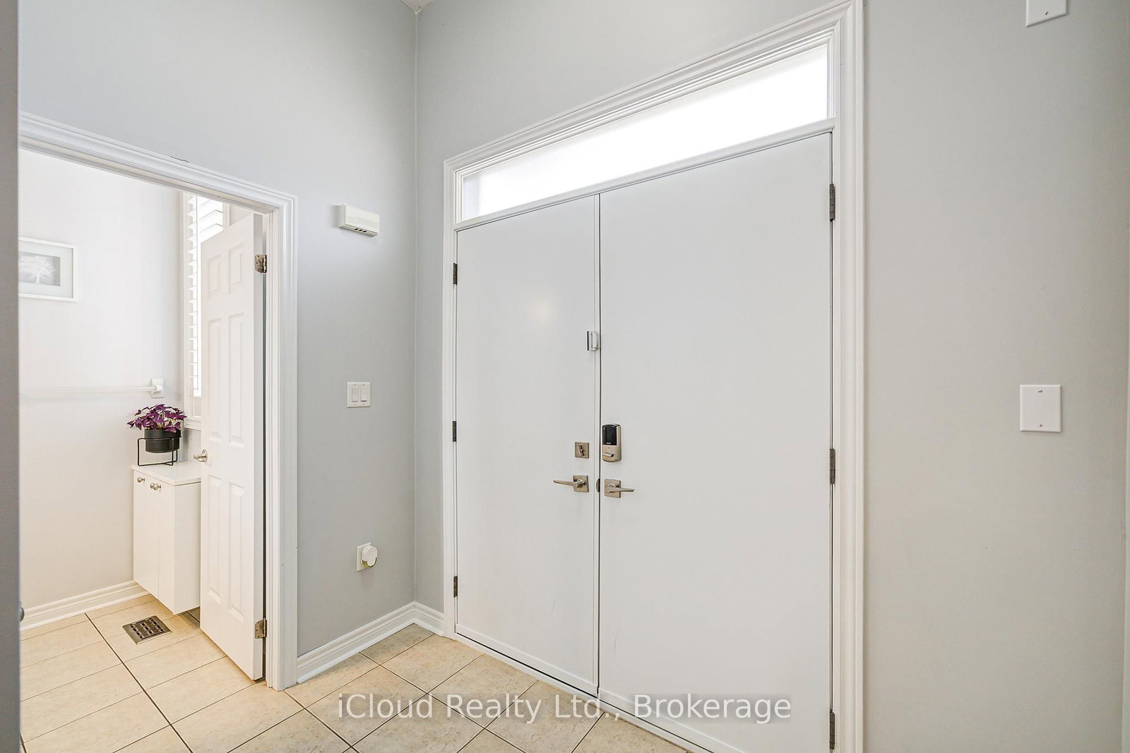 Detached House for sale at 29 Teal Crest Circle, Brampton, Ontario, L6X 2Z5 - Credit Valley - MLS: W12971238