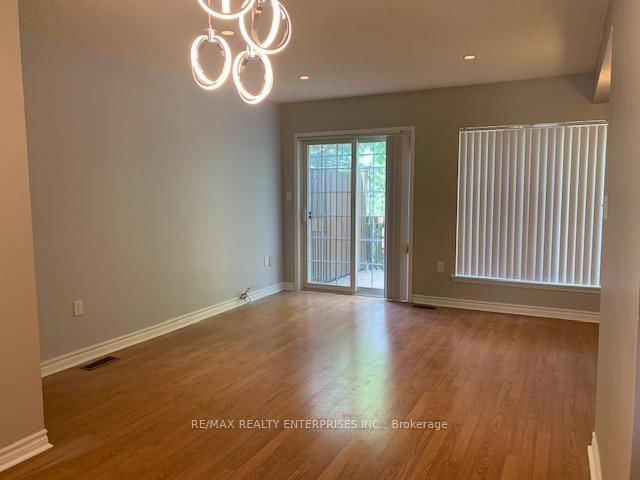 80 Strathaven Drive, Unit 13 - Photo 12