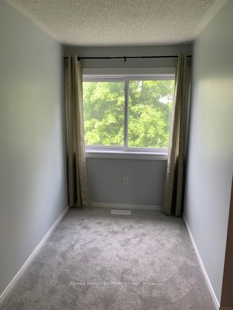 80 Strathaven Drive, Unit 13 - Photo 24