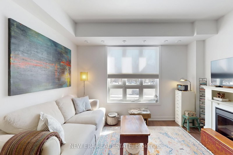 home for lease on 7-4015 Hickory Drive