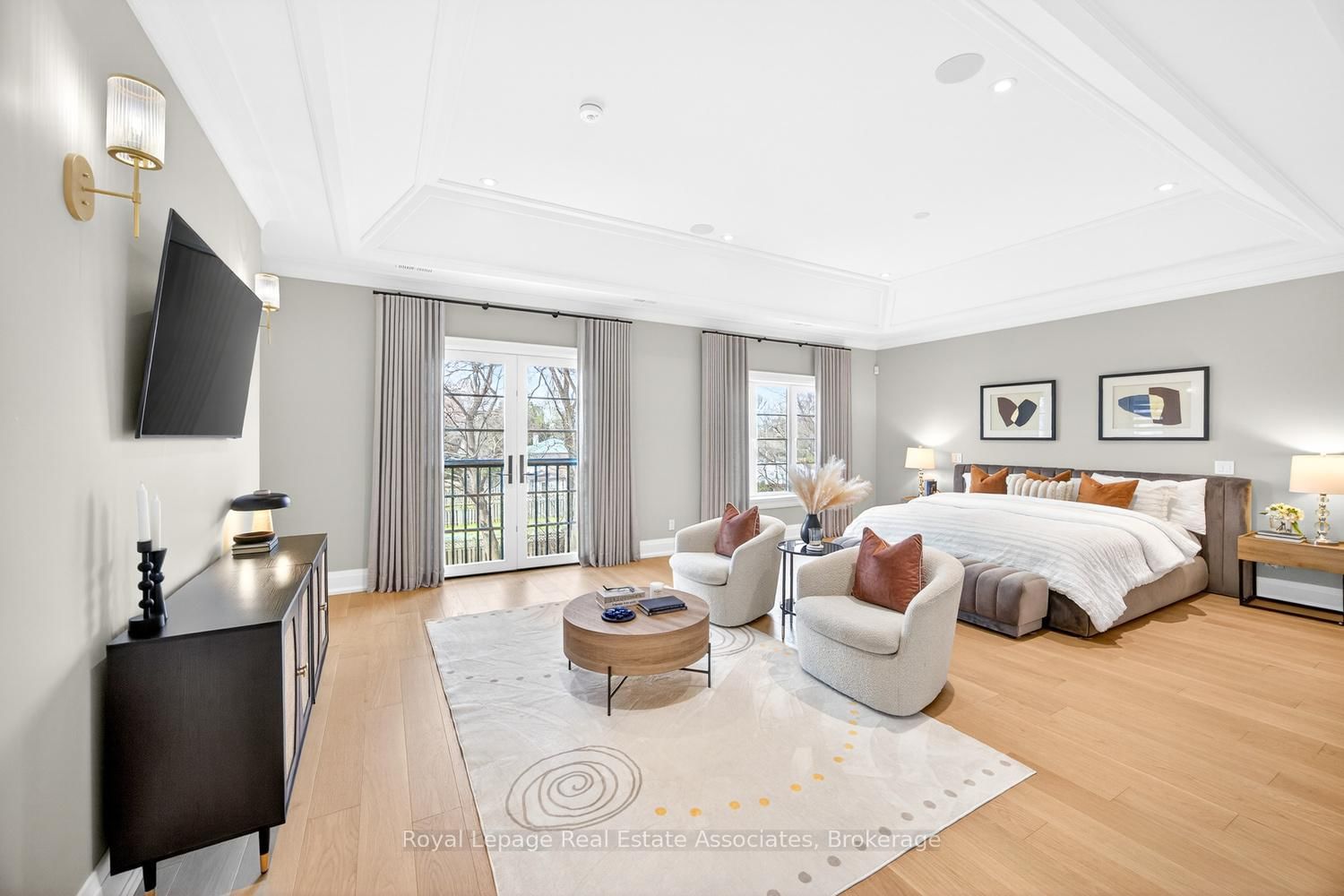 Detached House for sale at 16 Dorlen Avenue, Toronto, Ontario, M9B 5A9 - Islington-City Centre West - MLS: W12971474