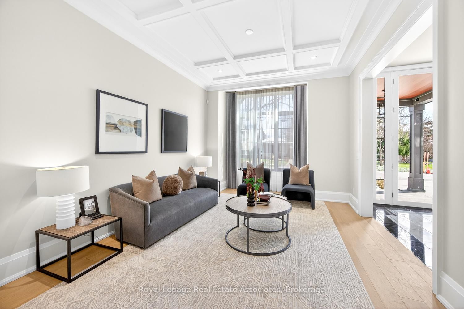 Detached House for sale at 16 Dorlen Avenue, Toronto, Ontario, M9B 5A9 - Islington-City Centre West - MLS: W12971474