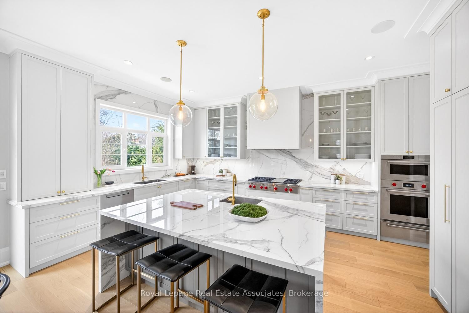 Detached House for sale at 16 Dorlen Avenue, Toronto, Ontario, M9B 5A9 - Islington-City Centre West - MLS: W12971474