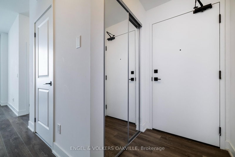 248 - 2481 Taunton Rd, Oakville, L6H 3R7 | Image 3