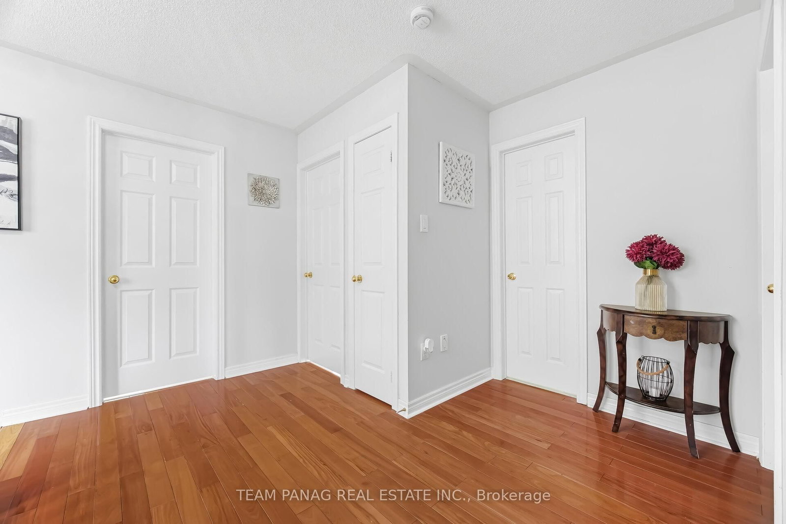 Detached House for sale at 26 Calderstone Road, Brampton, Ontario, L6P 2A4 - Bram East - MLS: W12971566