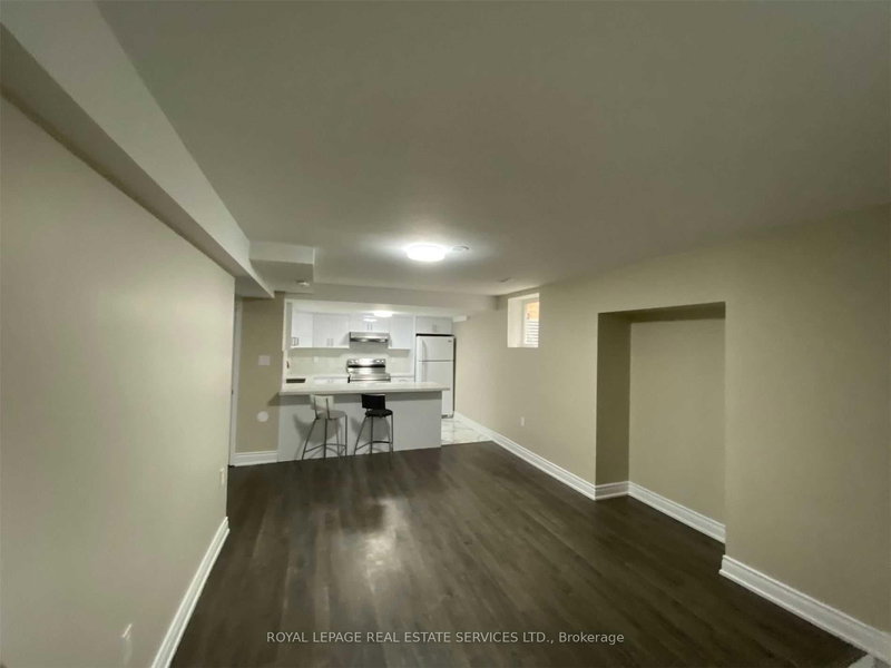 Lower - 4127 Loyalist Dr, Mississauga, L5L 3X7 | Image 3