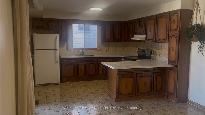 639 Royal York Rd, Toronto, M8Y 2S9 | Image 2