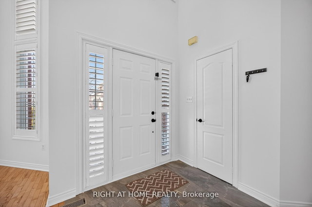 2013 ROSEMOUNT Crescent