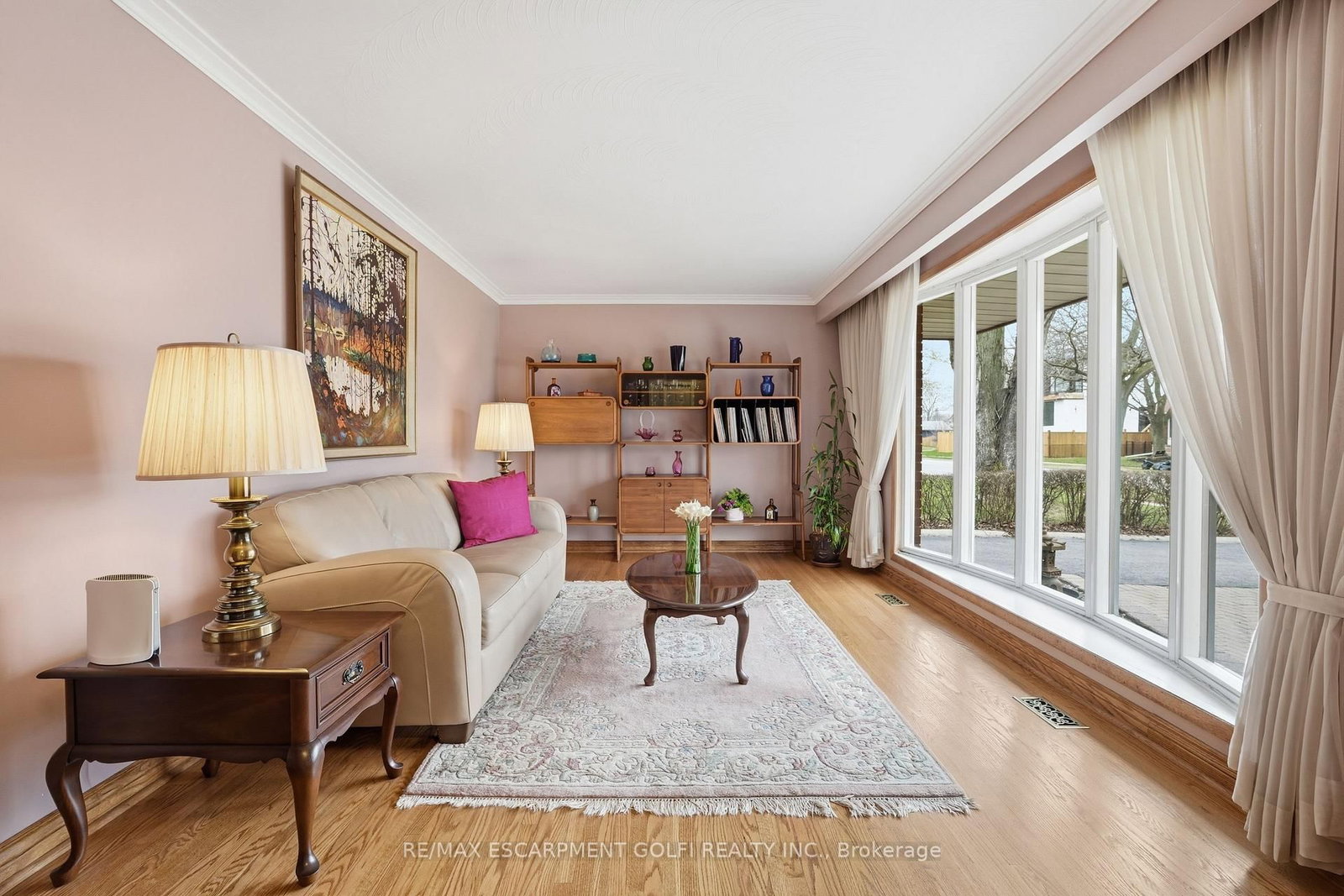 Detached House for sale at 5376 Spruce Avenue, Burlington, Ontario, L7L 1N7 - Appleby - MLS: W12971912