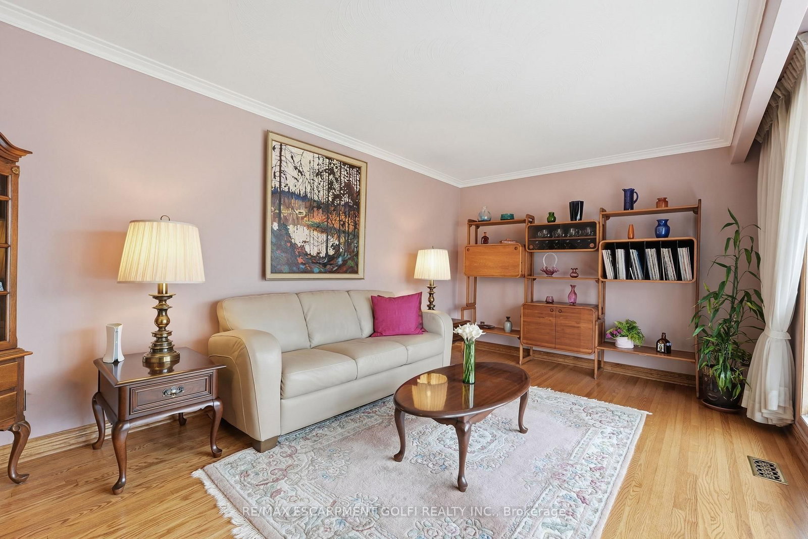 Detached House for sale at 5376 Spruce Avenue, Burlington, Ontario, L7L 1N7 - Appleby - MLS: W12971912