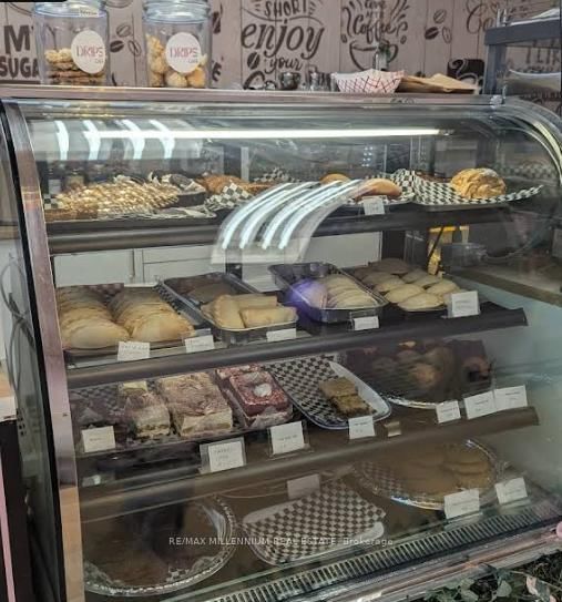 15 - 2565 Steeles Ave E, Brampton, L6T 4L6 | Image 2