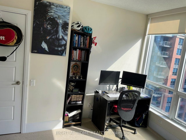 1503 - 15 Viking Lane