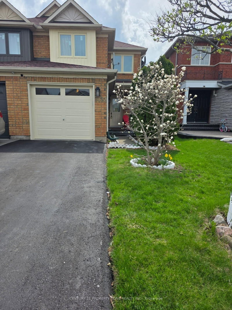 3822 Spicewood Way, Mississauga, L5N 7W7 | Image 2