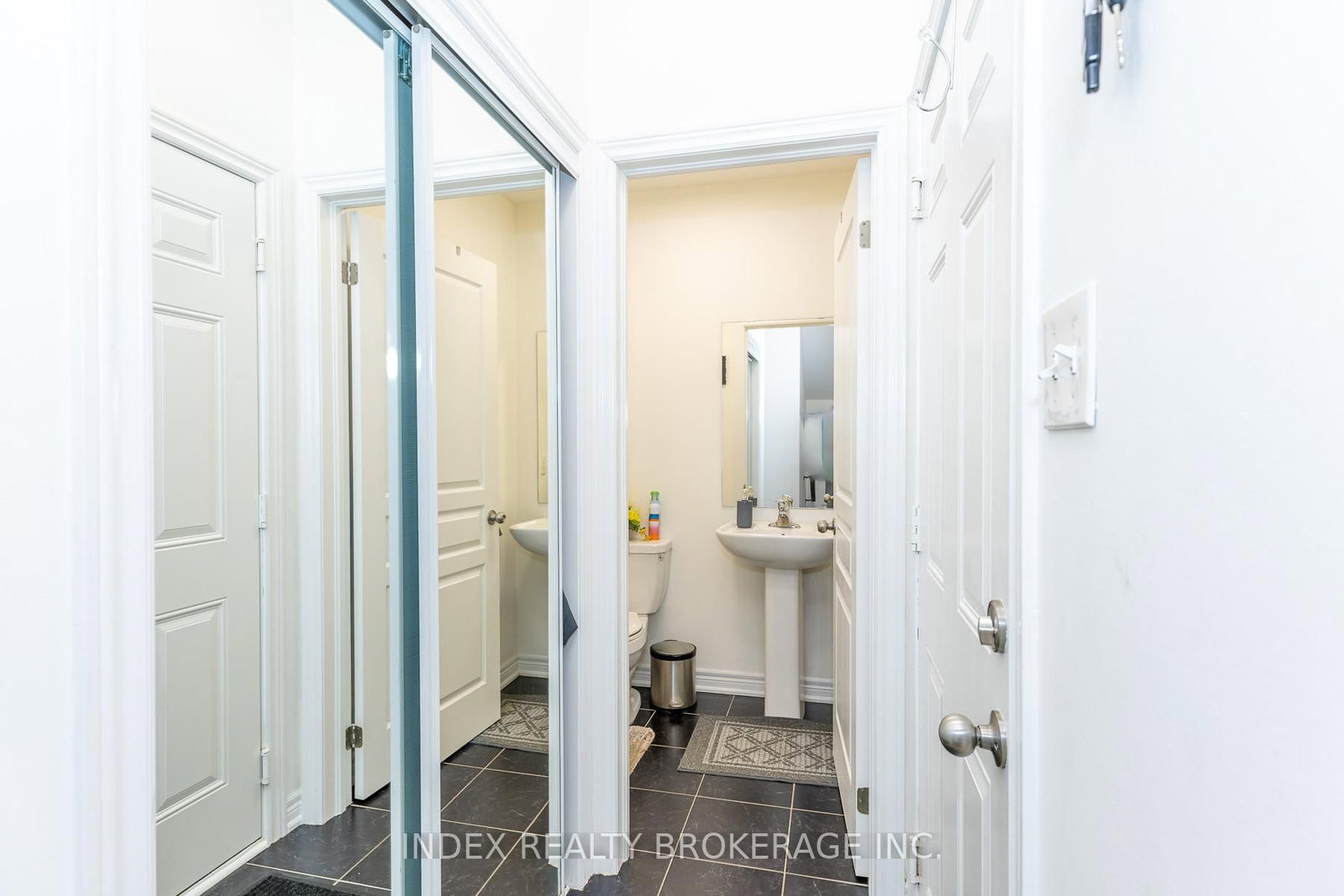 Semi-Detached House for sale at 12 Fitzgibson Street, Brampton, Ontario, L6Y 5Y5 - Credit Valley - MLS: W12972542