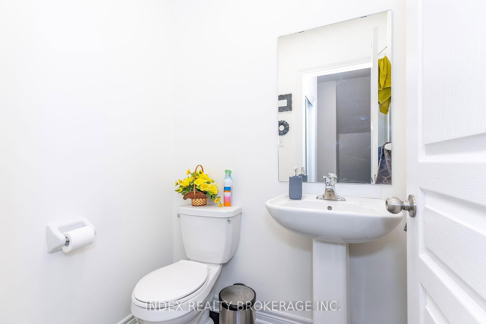 Semi-Detached House for sale at 12 Fitzgibson Street, Brampton, Ontario, L6Y 5Y5 - Credit Valley - MLS: W12972542