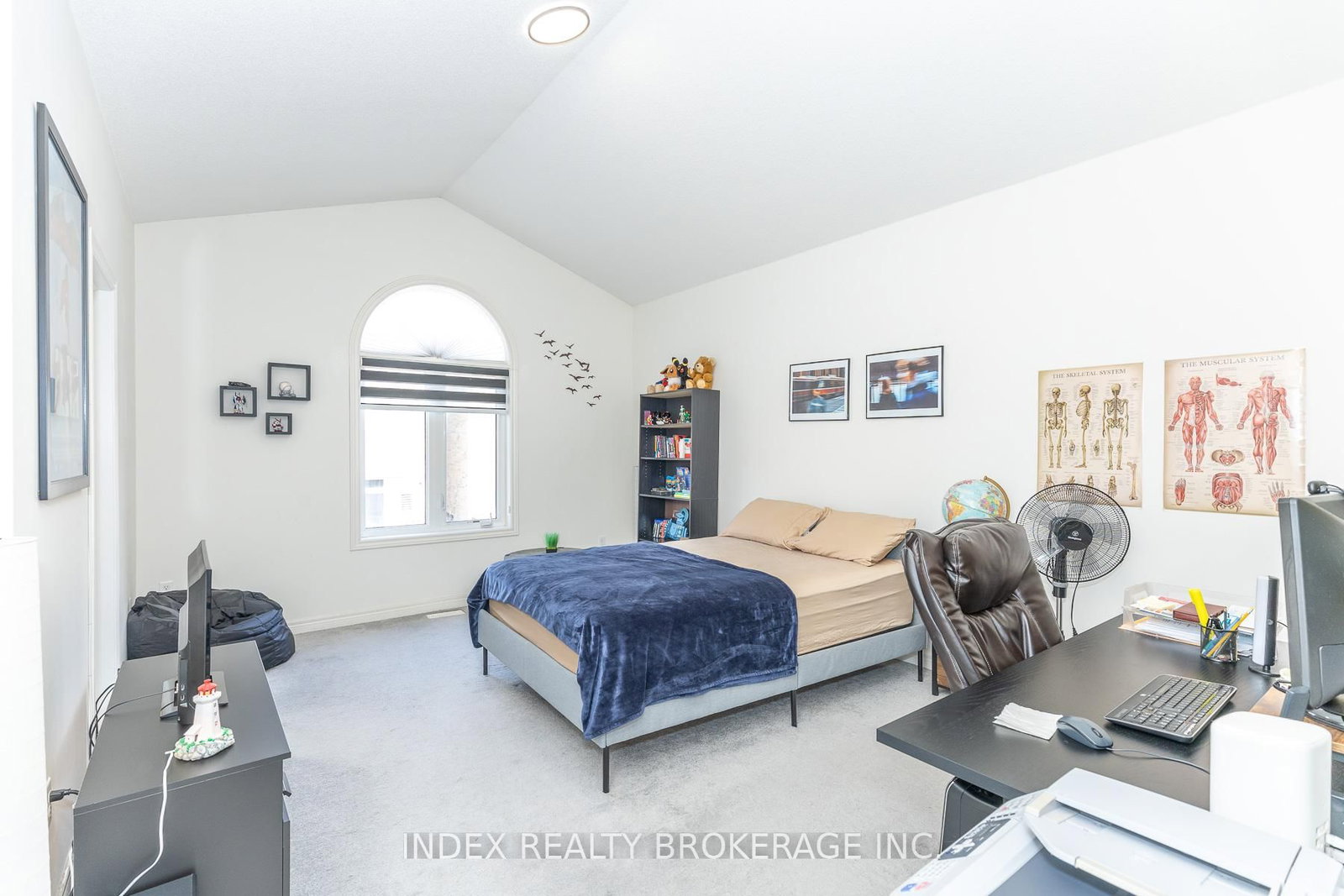 Semi-Detached House for sale at 12 Fitzgibson Street, Brampton, Ontario, L6Y 5Y5 - Credit Valley - MLS: W12972542