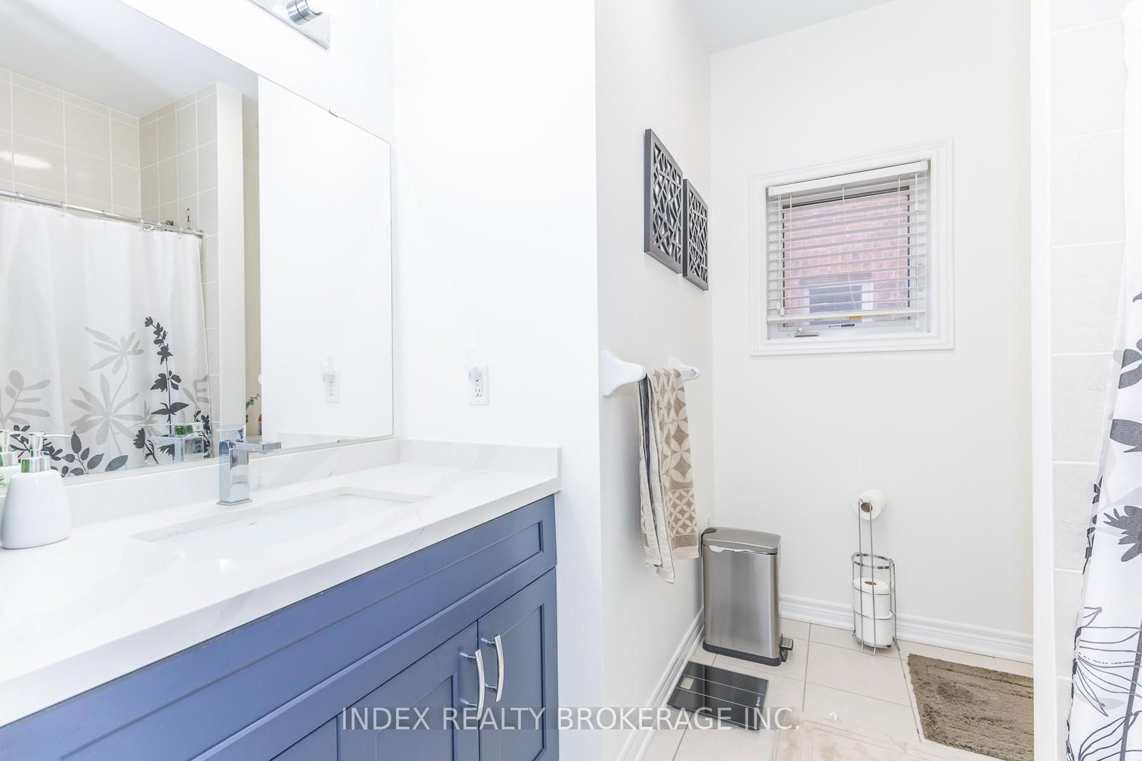 Semi-Detached House for sale at 12 Fitzgibson Street, Brampton, Ontario, L6Y 5Y5 - Credit Valley - MLS: W12972542