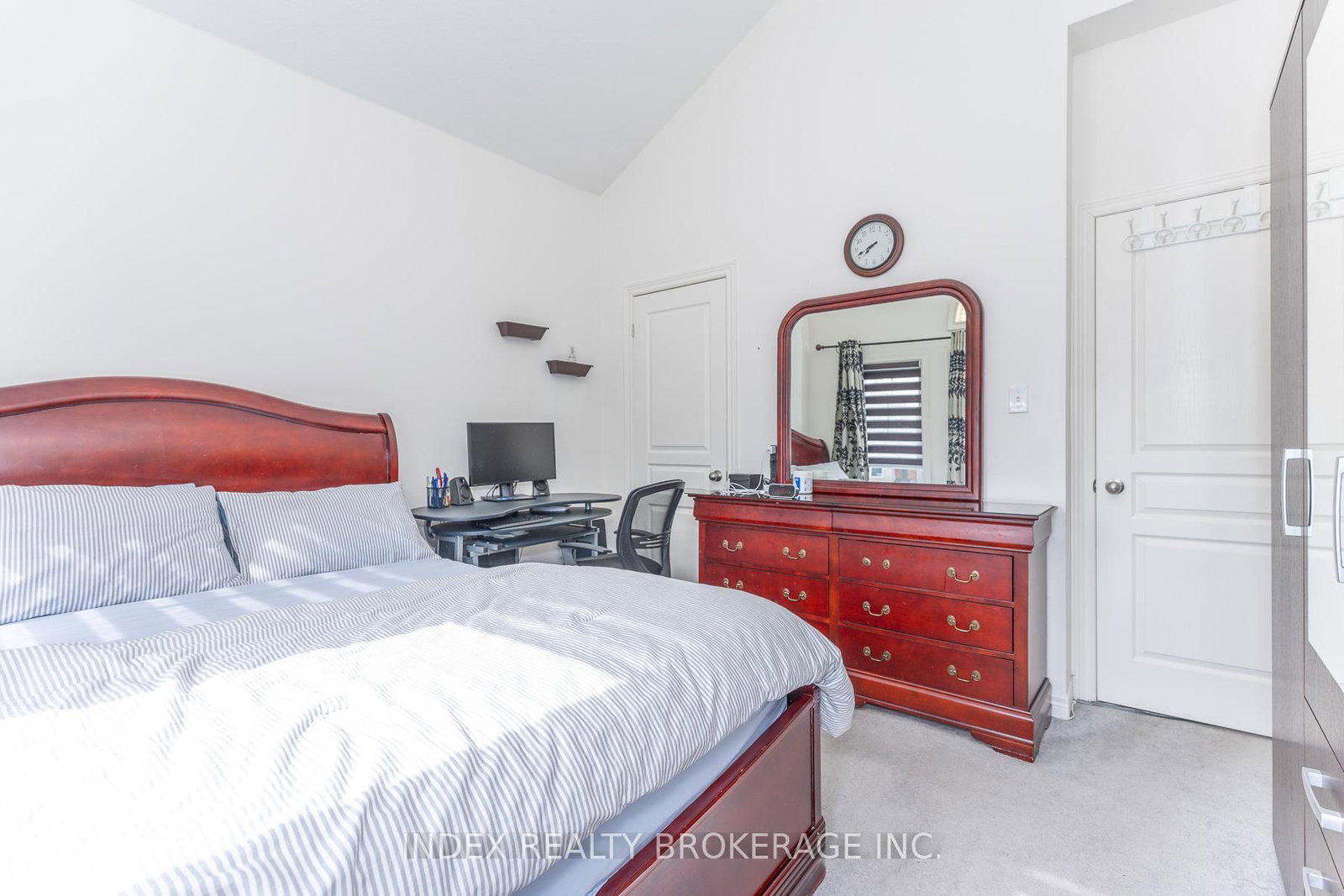 Semi-Detached House for sale at 12 Fitzgibson Street, Brampton, Ontario, L6Y 5Y5 - Credit Valley - MLS: W12972542