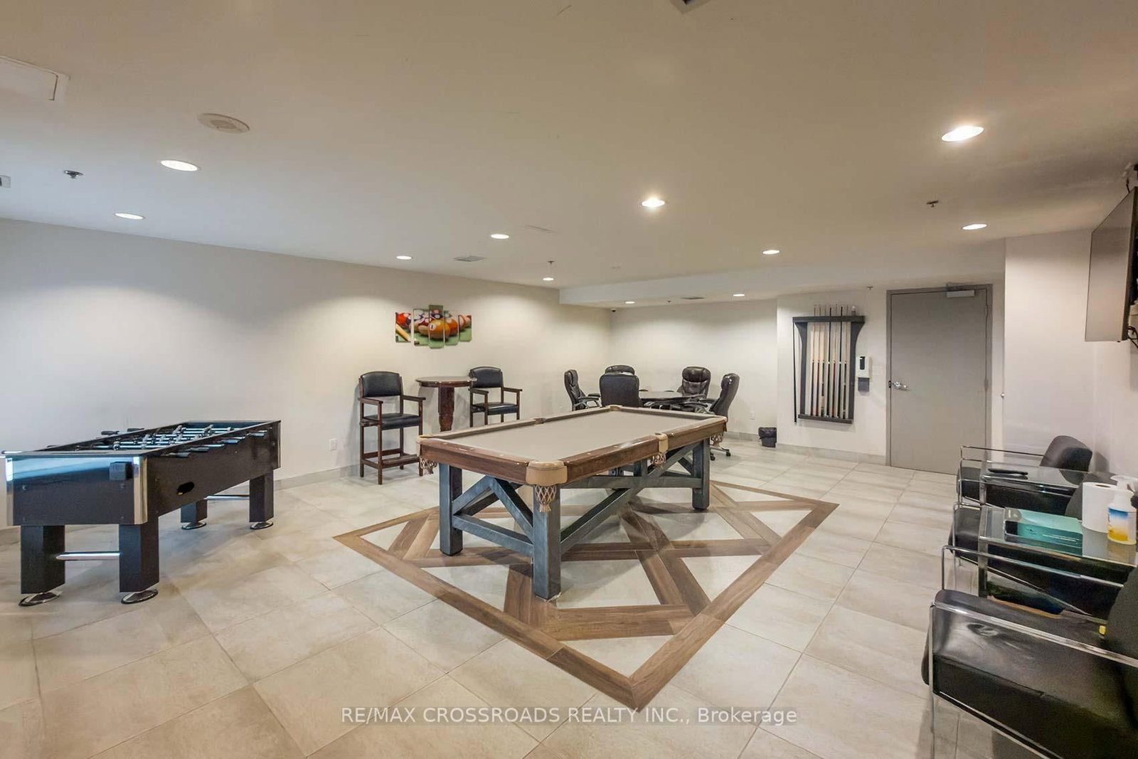 812 Lansdowne Avenue, Unit 114 - Photo 34